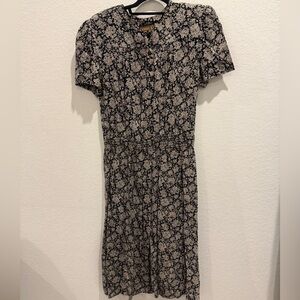 Virgo Cream Sheath Dress with Puff Sleeves